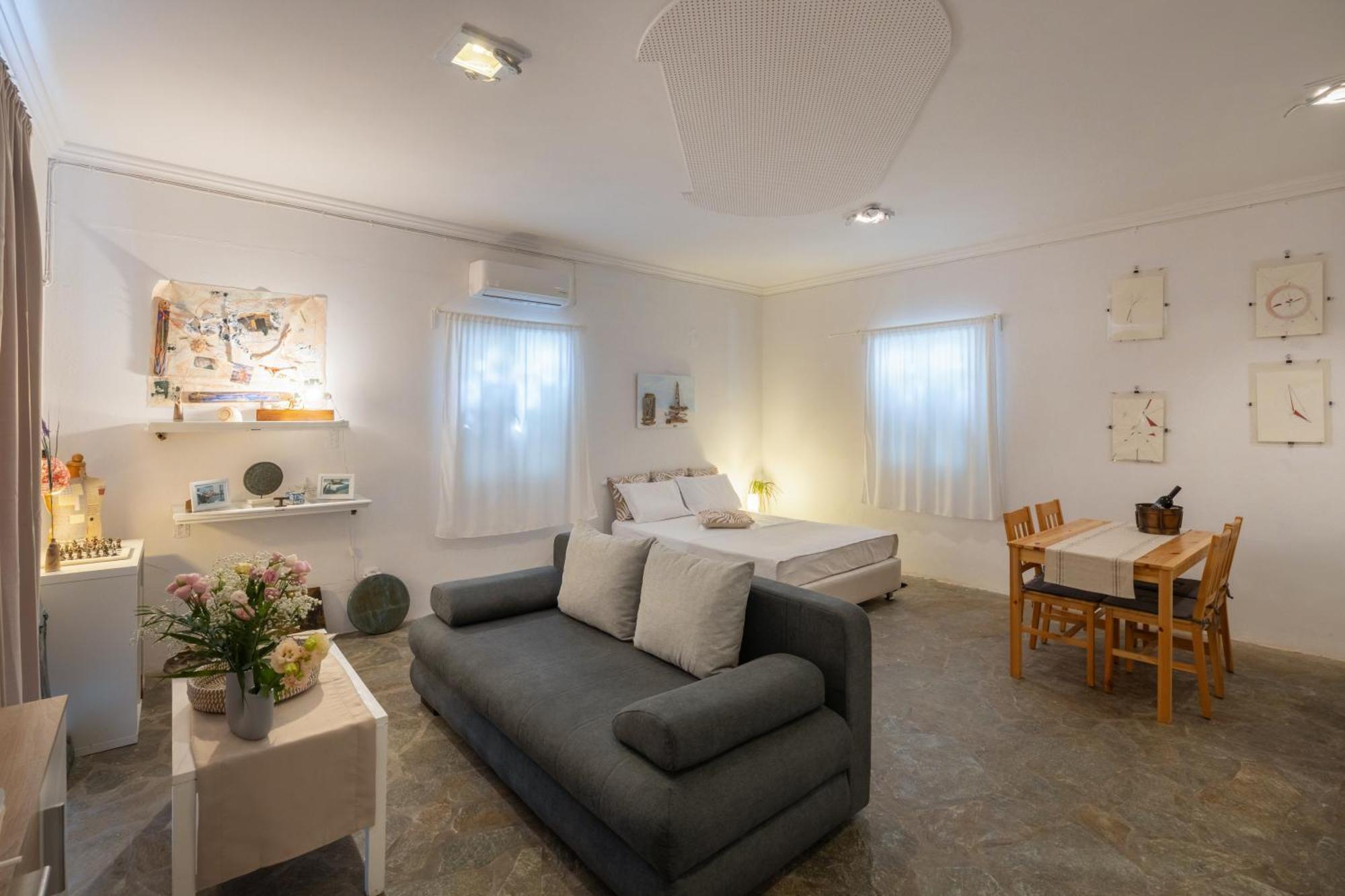 Studio Home Науса Номер фото